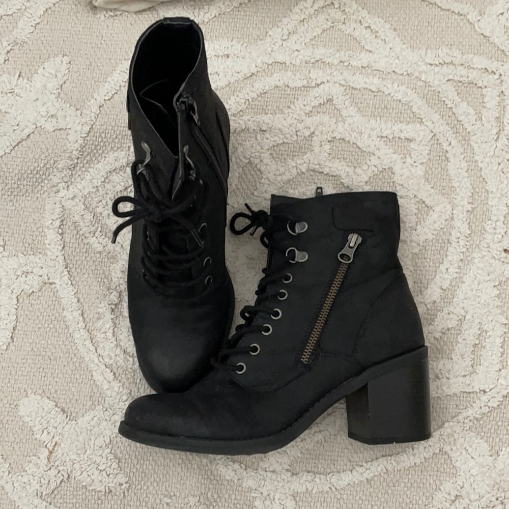 White Mountain Black Healed Combat Boots